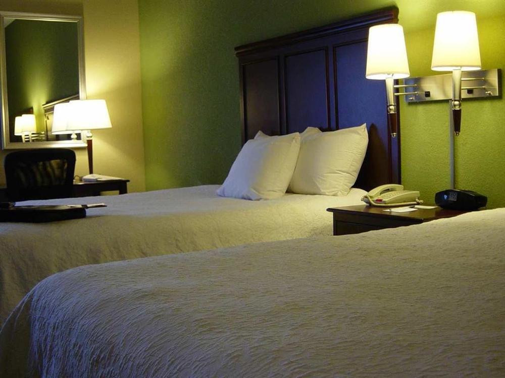 Hampton Inn Dayton/Huber Heights Room photo