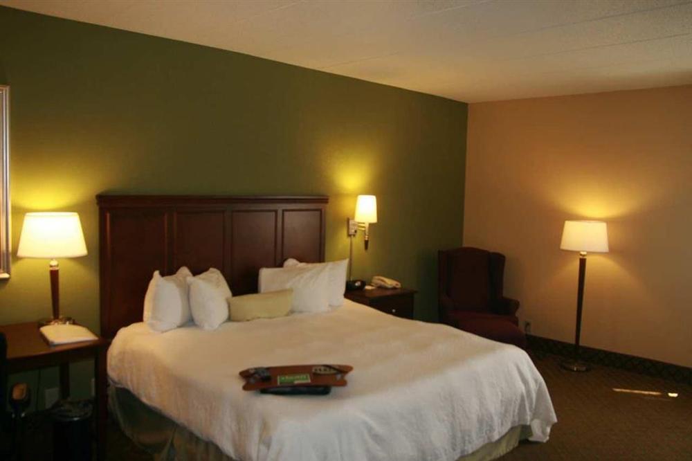 Hampton Inn Dayton/Huber Heights Room photo